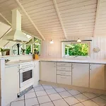 Isving - 1-1km To The Fjord By Interhome *