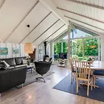 Isving - 1-1km To The Fjord By Interhome Hemmet