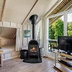 Isving - 1-1km To The Fjord By Interhome