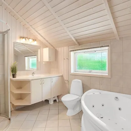 Vakantiehuis Isving - 1-1km To The Fjord By Interhome *